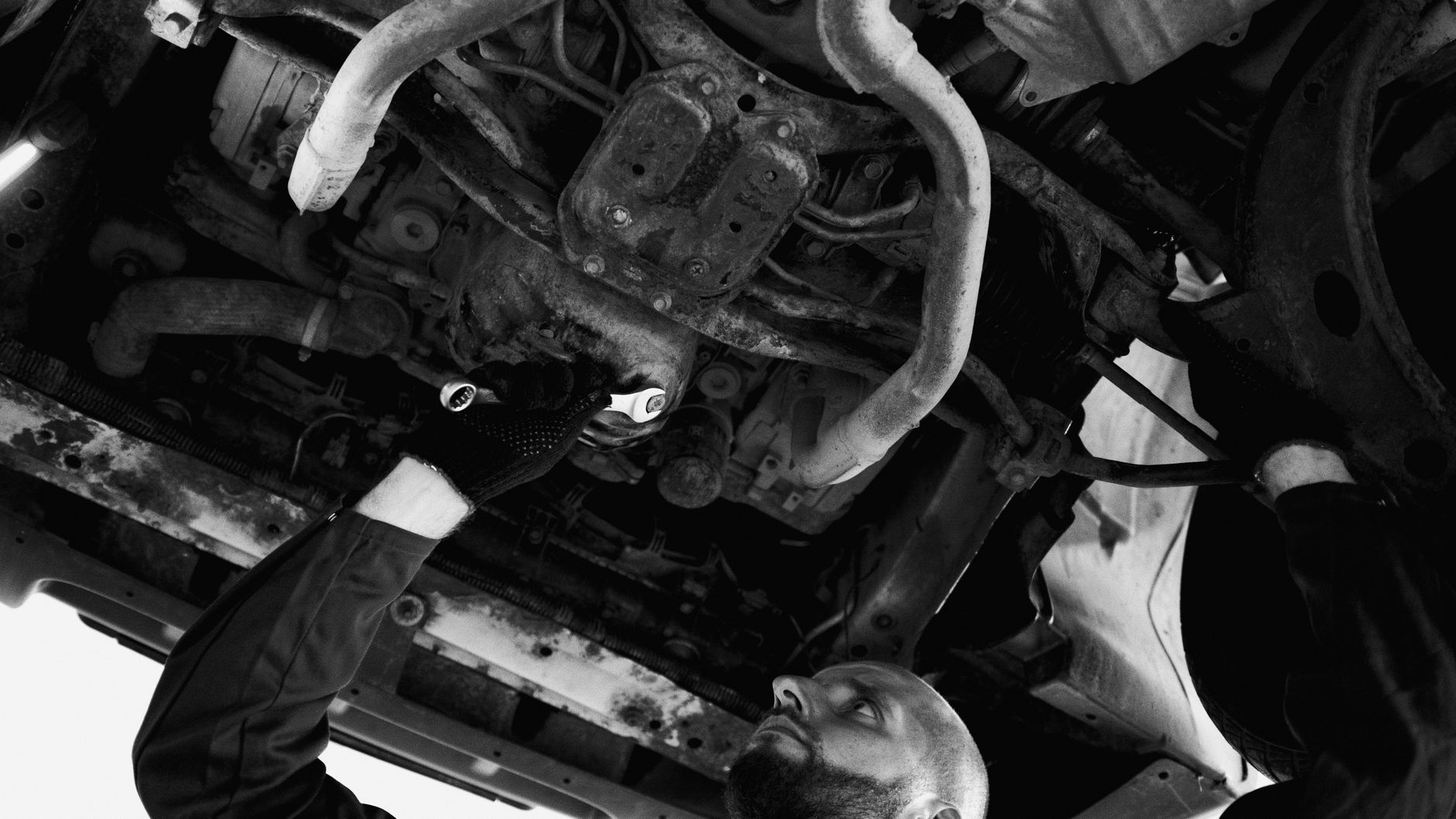 courroie distribution usée craquelée signe alerte Peugeot 208 I 1.6 HDi 92